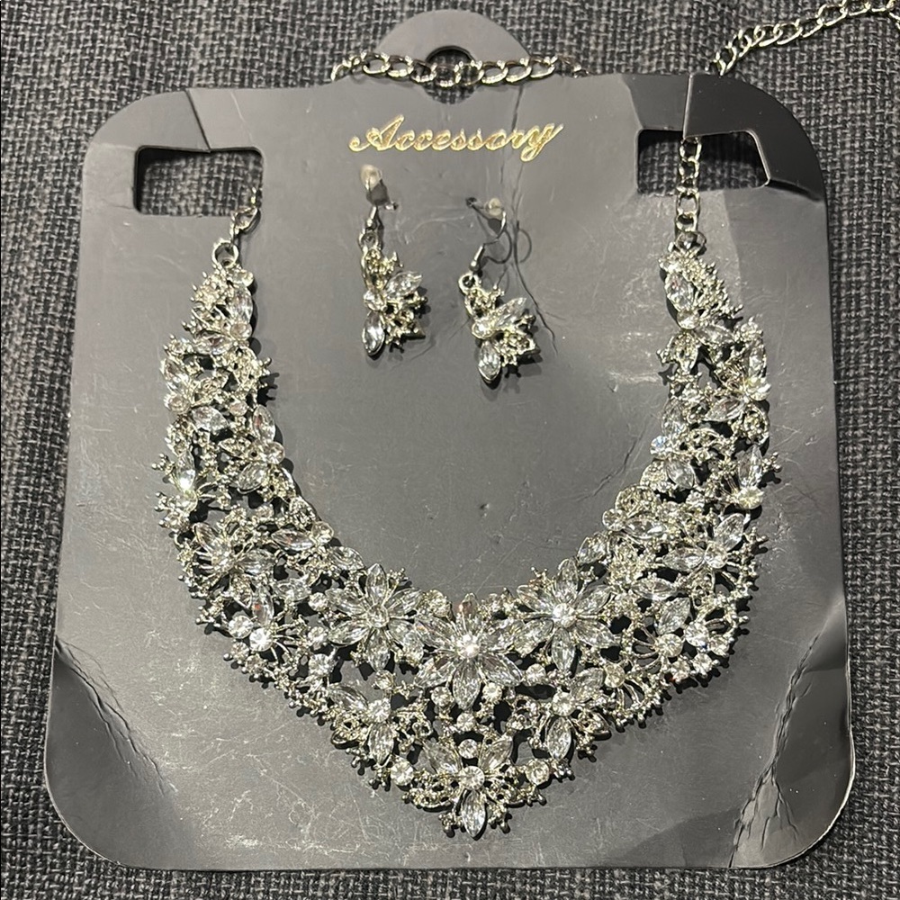 Elegant Silver Floral Jewelry Set - Earrings and Necklace